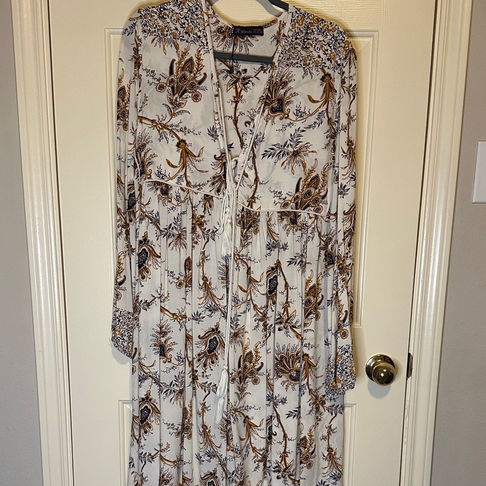 Bohemian Long Sleeve Dress in Cream and Brown
